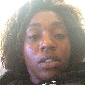 Meet your Posher, Cachet